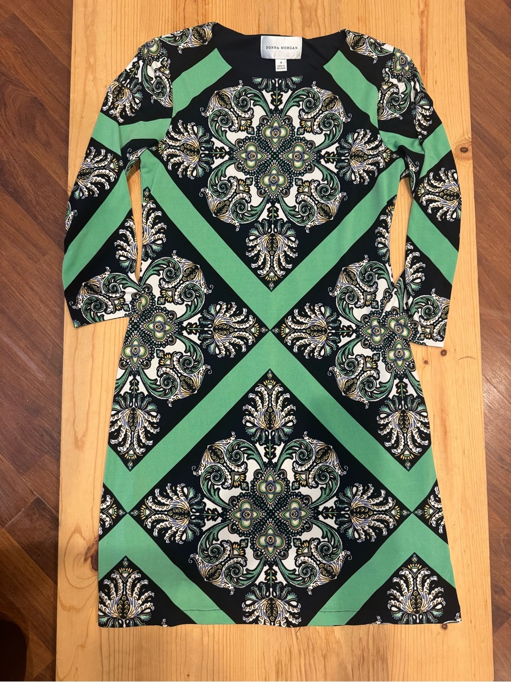 DONNA MORGAN- Navy, Green and White Printed Midi Dress